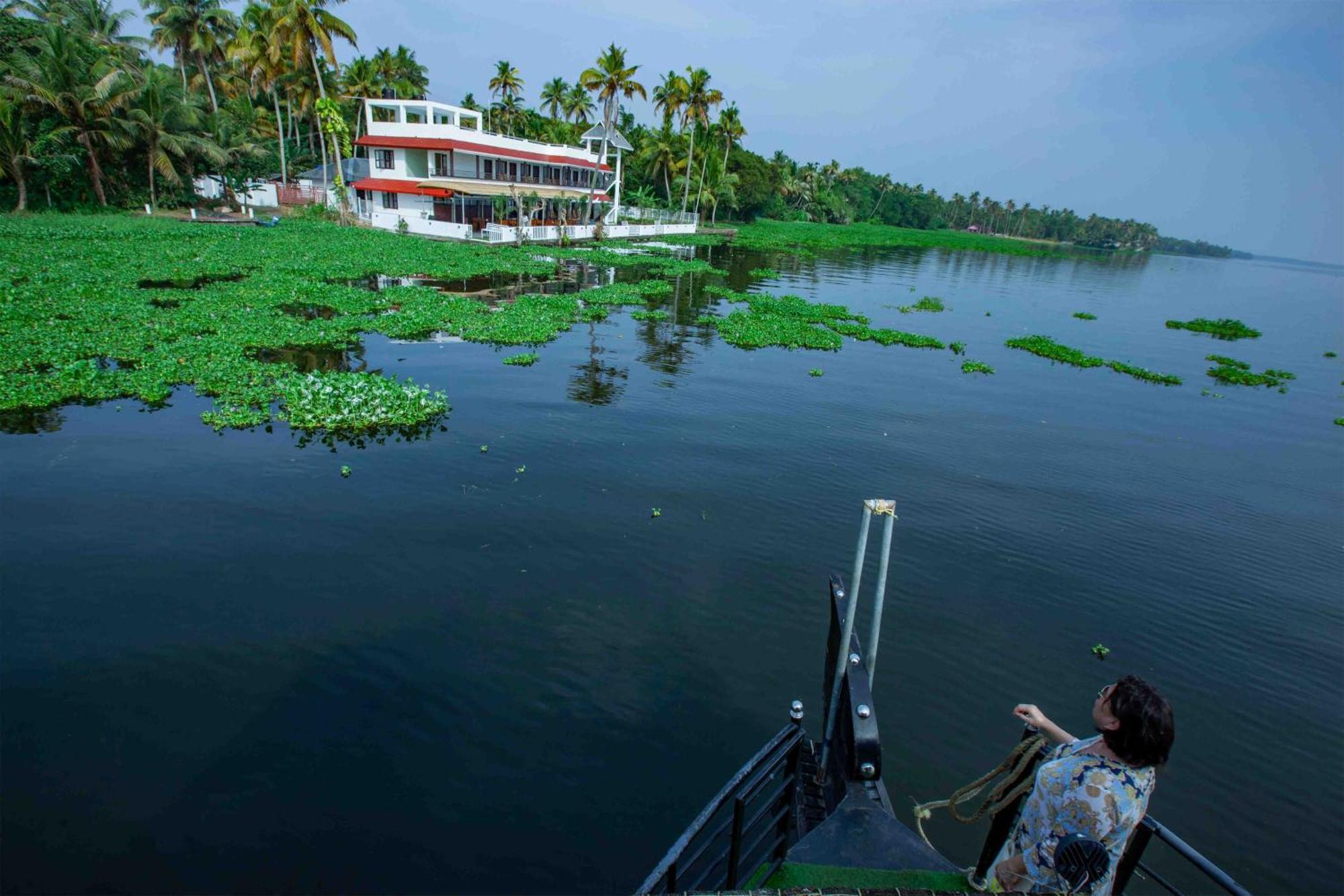 Vembanad Village Backwater Resort Alappuzha Luaran gambar